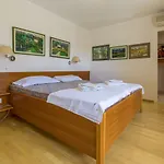 Сasa de vacaciones Rustikales Steinhaus Nur 300 Meter Zum Mit 3 Parkplaetzen, Meerblick, Garten *
